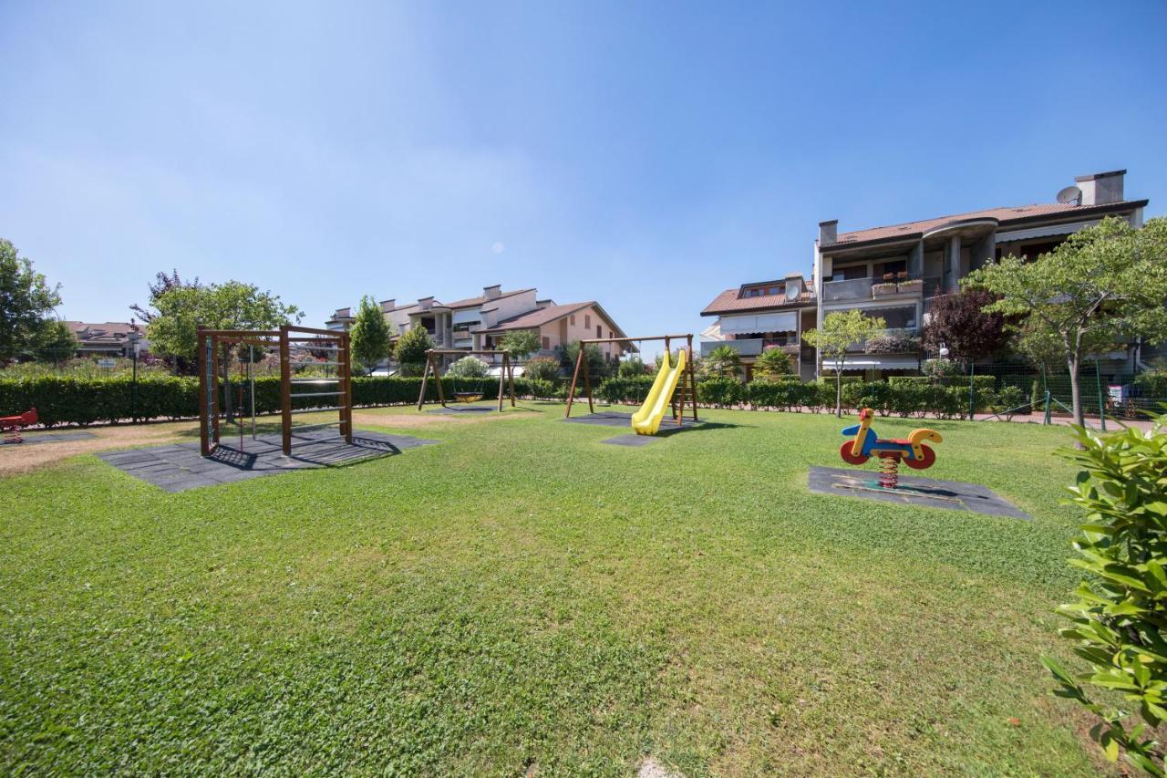 Ferienwohnung I Ciliegi 1-09 Con Piscina By Wonderful Italy Desenzano del Garda Exterior foto